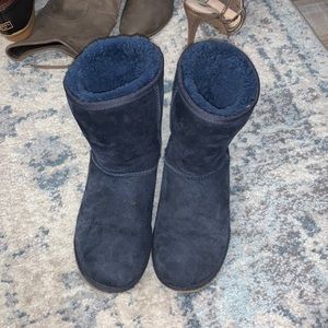 Navy uggs
